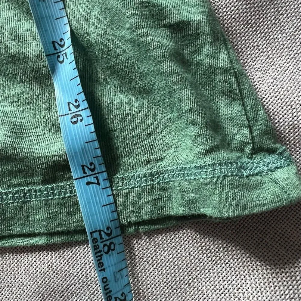 Aerie Women's Long Sleeve Graphic Tee Green Size S Standard Casual Cozy - Picture 10 of 10